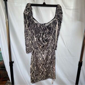 Missguided snake print velour off the shoulder dress size 0